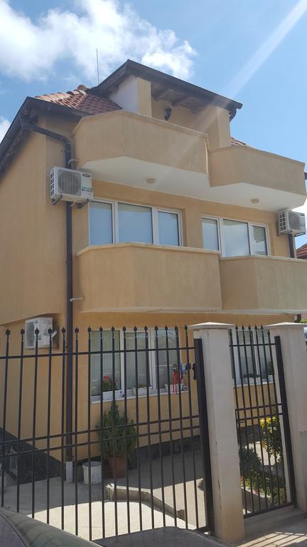 Villa Krisia Apartments Sozopol Esterno foto